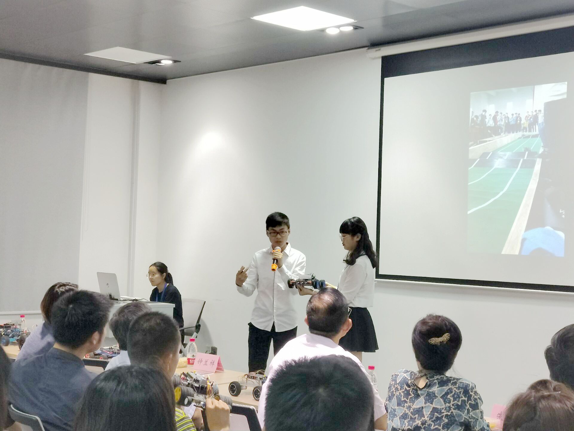 开放日—“汽”象万千
