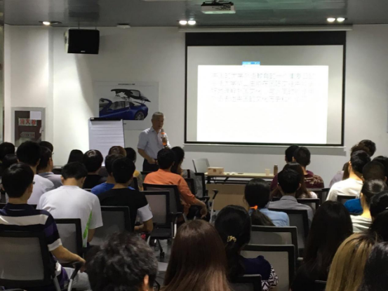 汽车学院科技周讲座 | 外语与中国文化